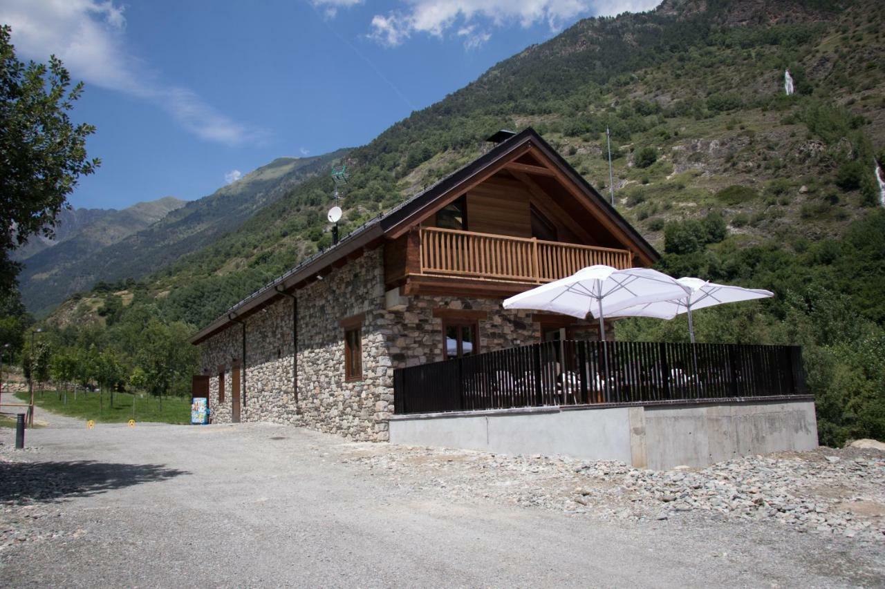 Camping Riu Gelat Hotel Espot Exterior photo